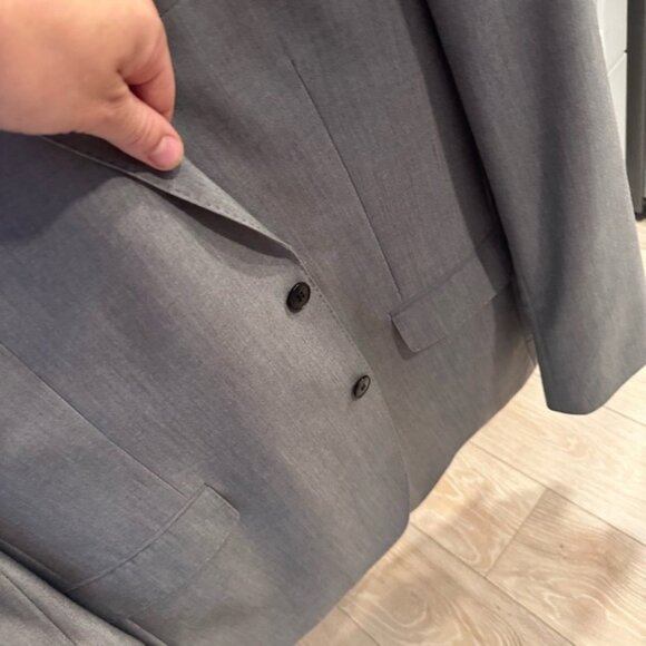 J Ferrar Suit 3 pieces gray color - Picture 2 of 6